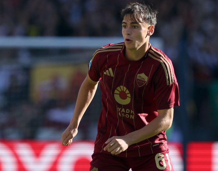 开云官网首页-皮西利:冬窗2月2日关闭,但我现在一心只想着罗马和接下来的比赛